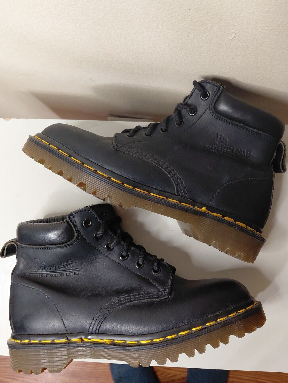 Dr. Martens Ben 939 Black Leather Lace-Up Combat Ankle Boots Women's Sz 6